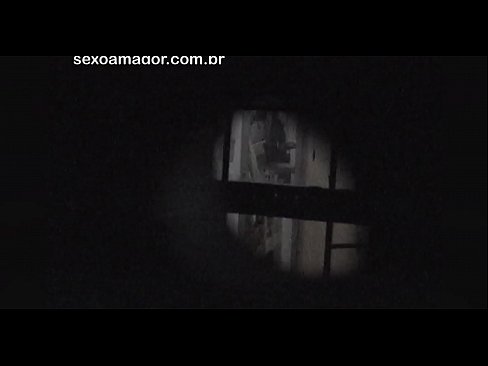 ❤️ Blondie ichi bo'sh g'ishtlar orqasida yashiringan qo'shni voyeur tomonidan yashirincha videoga tushadi ️❌ Anal video uz.bookland.top ❌